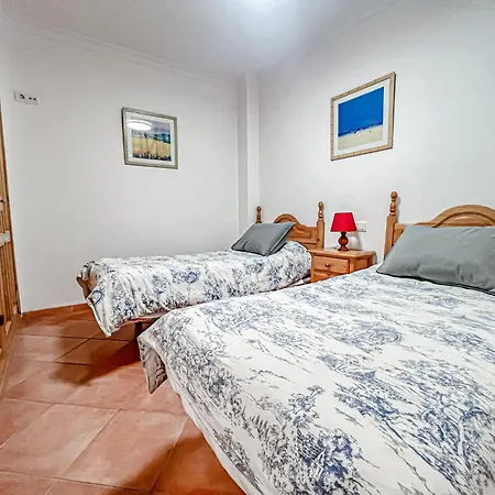 شقة Charming With Sea Views